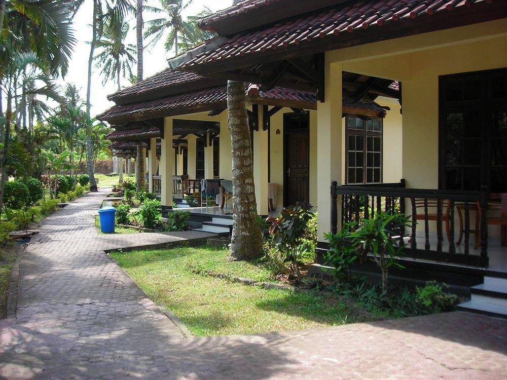 Kuta Indah Hotel Exteriér fotografie