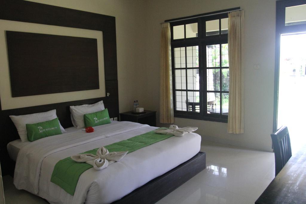 Kuta Indah Hotel Exteriér fotografie