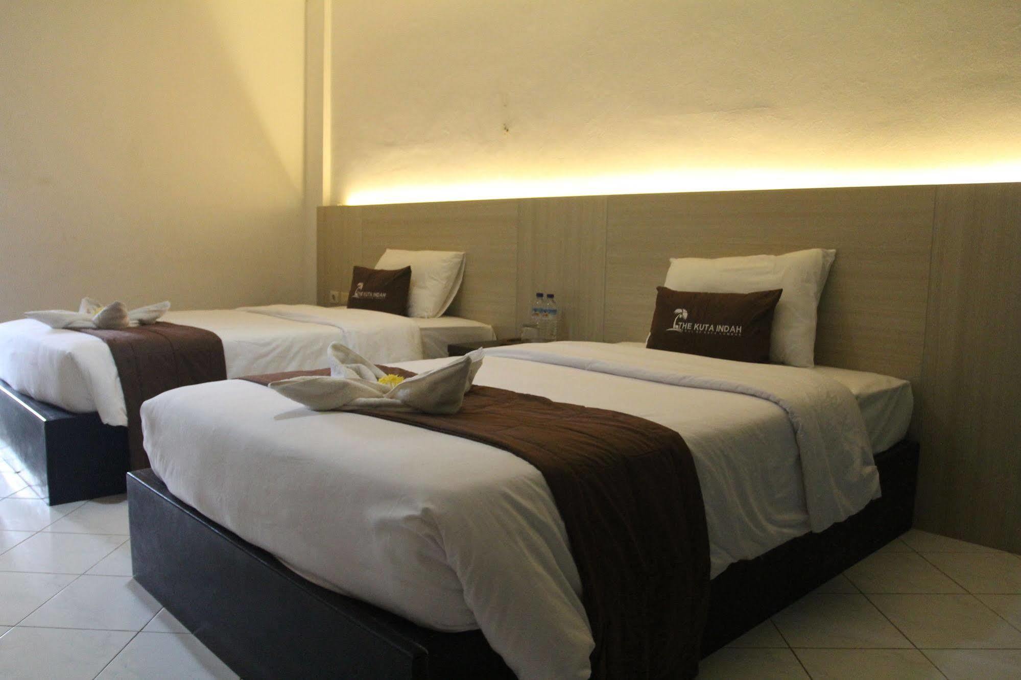 Kuta Indah Hotel Exteriér fotografie