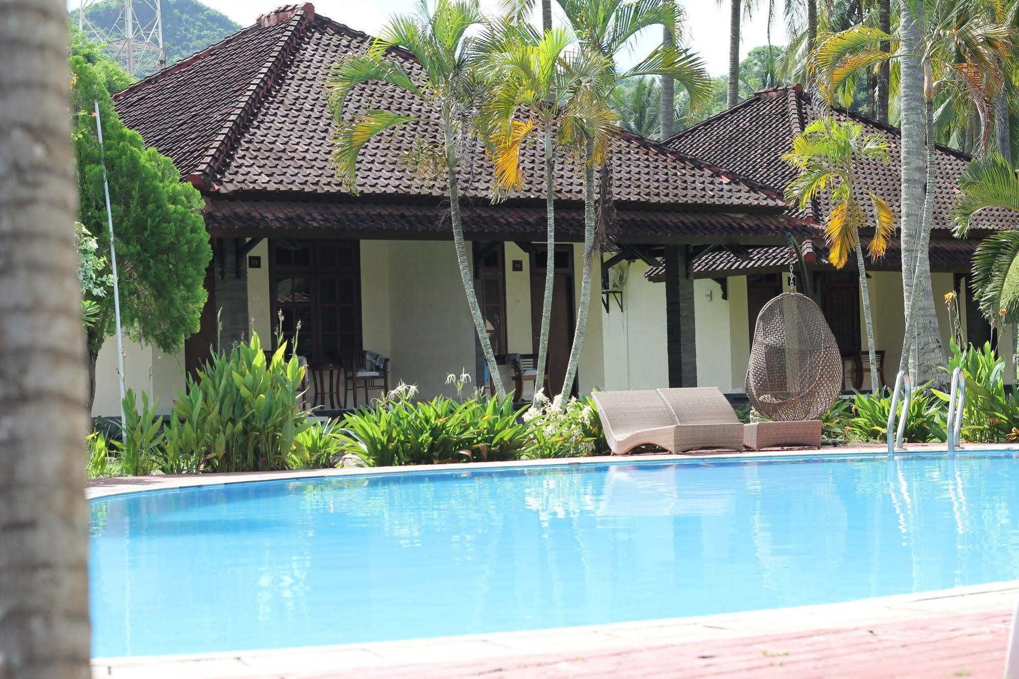Kuta Indah Hotel Exteriér fotografie