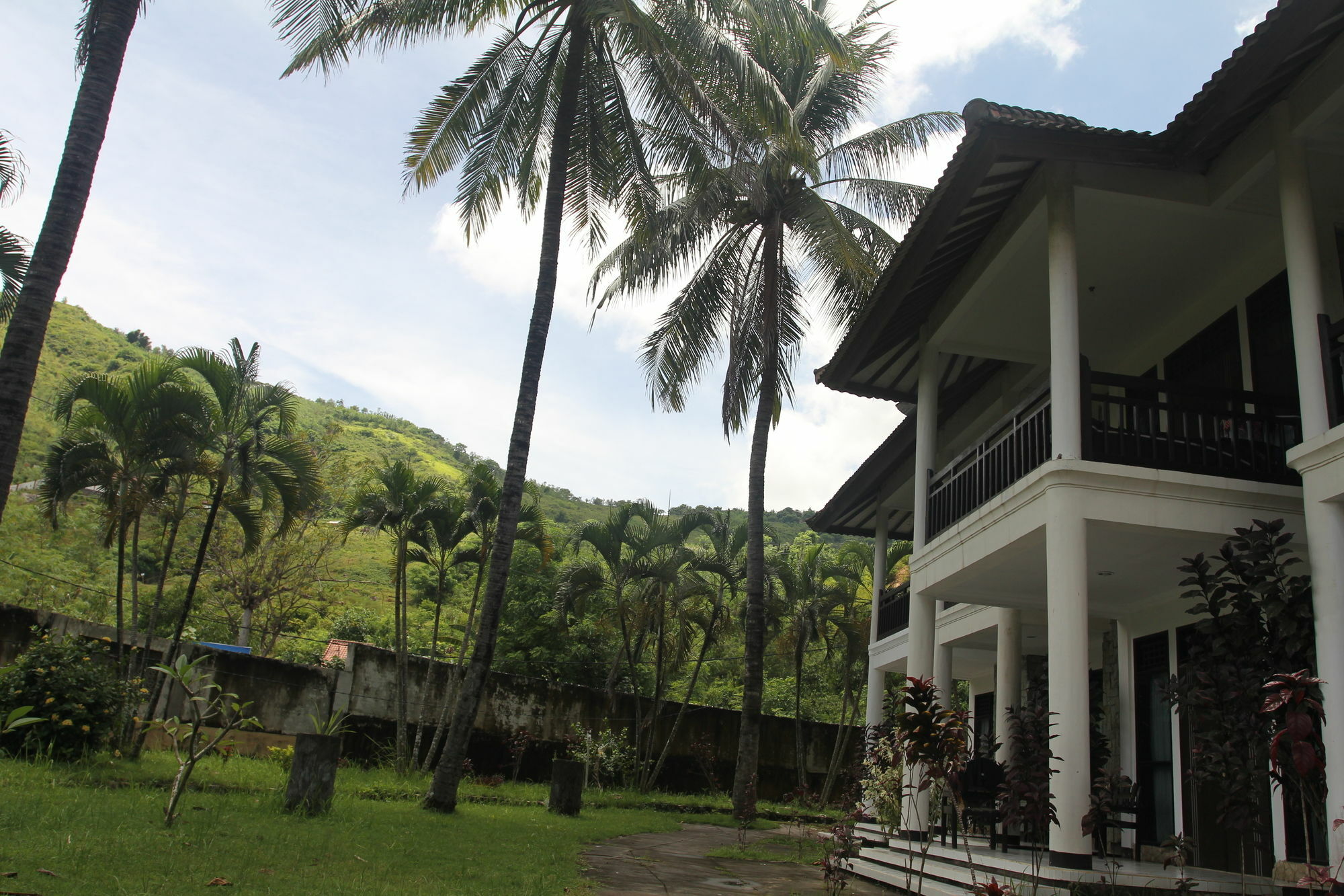 Kuta Indah Hotel Exteriér fotografie